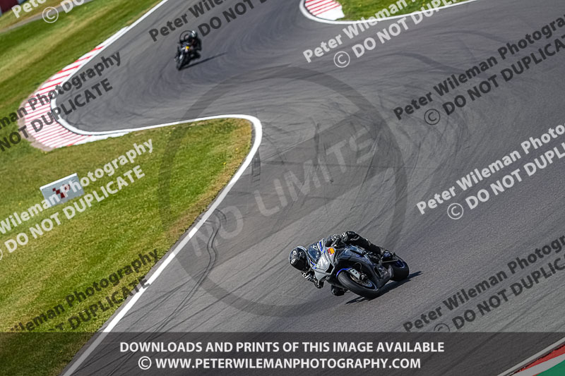 donington no limits trackday;donington park photographs;donington trackday photographs;no limits trackdays;peter wileman photography;trackday digital images;trackday photos